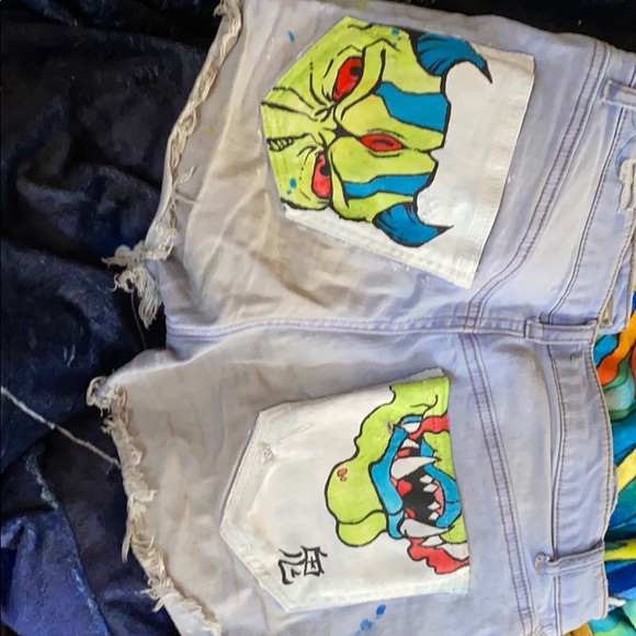 Custom shorts - Picture 3 of 3